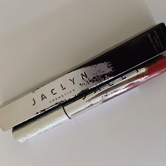 Jaclyn cosmetics lipstick 💄 - Picture 4 of 5